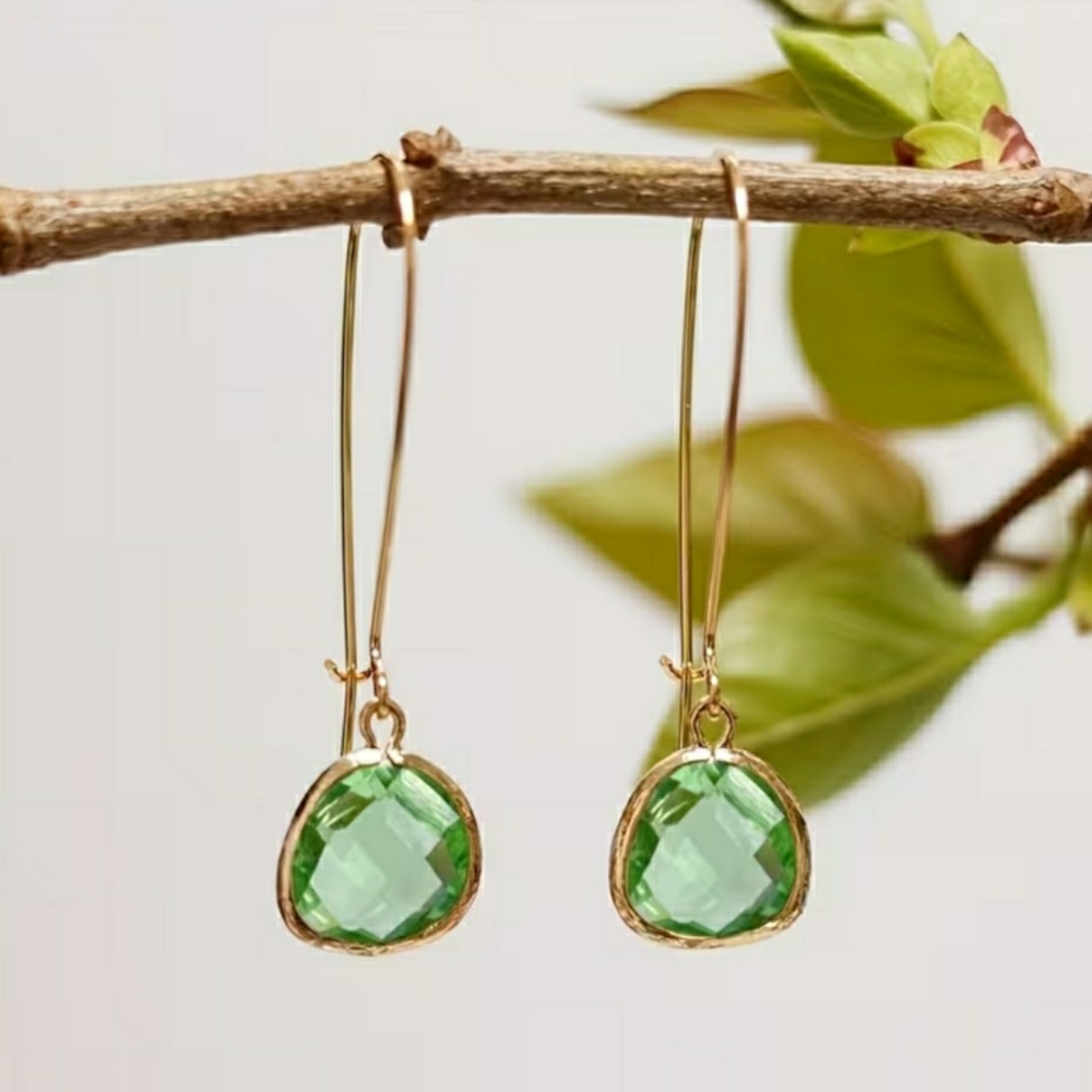 Elegant Light Green Drop Earrings